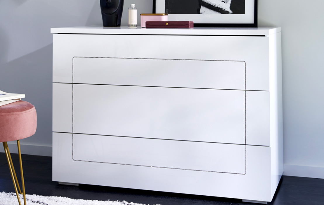 commode moderne blanche entree