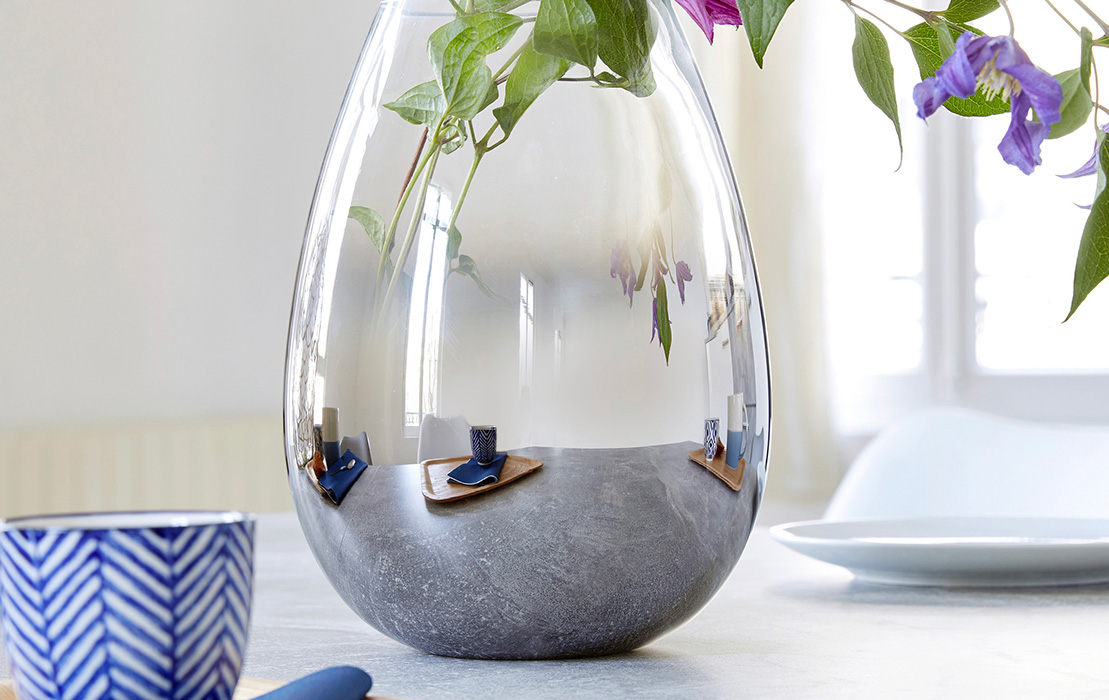 vase metallise design table
